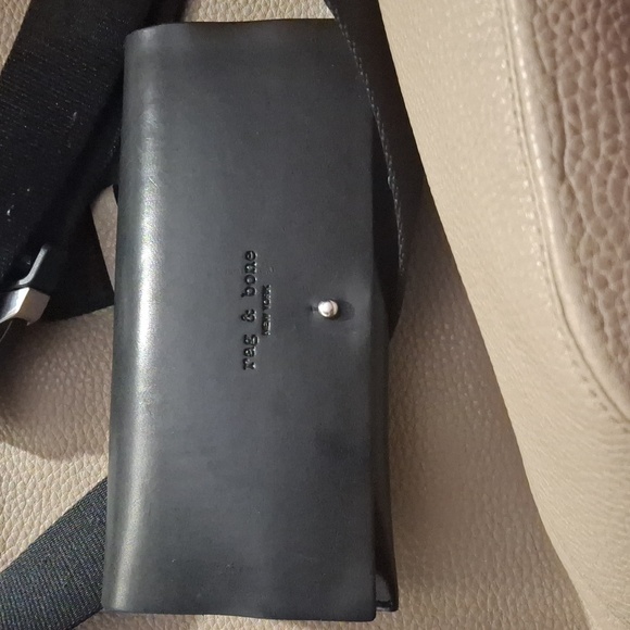 Rag & bone Tan Leather Bucket Bag w/ sunglass case amd dust bag - Picture 2 of 12